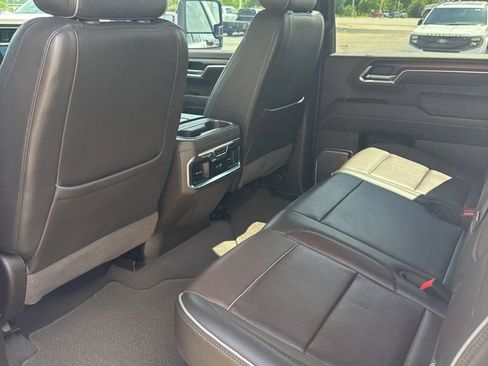 Used 2024 GMC Sierra 2500 Denali w/ Denali Reserve Package AWD/4WD image 5