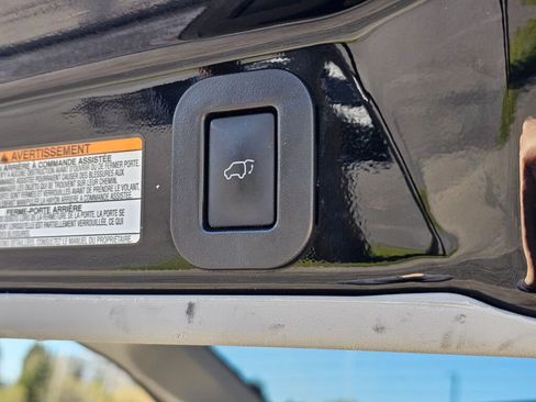 Used 2017 Toyota Sienna Limited Premium AWD/4WD image 17