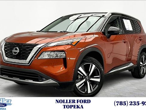 Used 2022 Nissan Rogue SL w/ SL Premium Package image 1