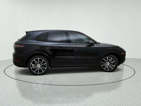 Used 2021 Porsche Cayenne AWD/4WD image 7