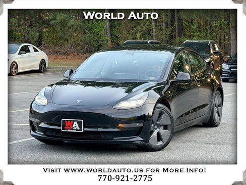 Used 2021 Tesla Model 3 Standard Range Plus image 1