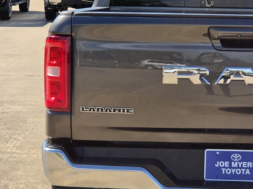 Used 2026 RAM 1500 Laramie AWD/4WD image 10