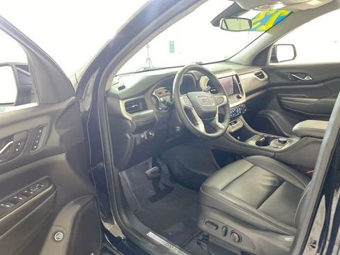 Used 2023 GMC Acadia SLT w/ Preferred Package image 27