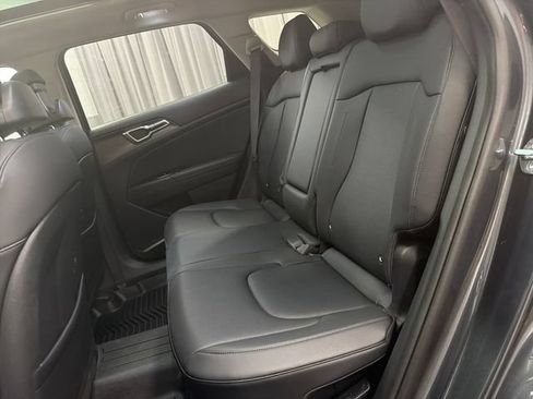 Used 2025 Kia Sportage EX w/ EX Premium Package AWD/4WD image 12