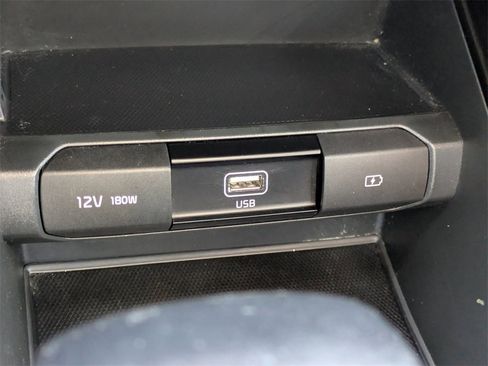 Used 2020 Kia Telluride S w/ S 8 Passenger Seating Package image 23