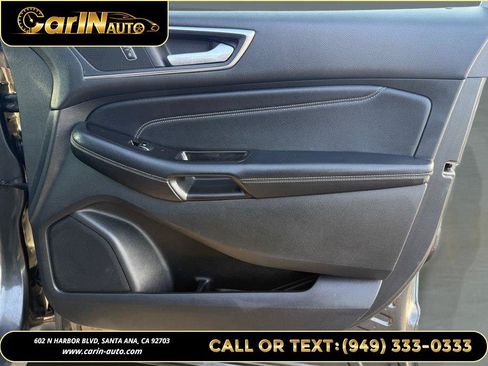 Used 2016 Ford Edge Titanium AWD/4WD image 18