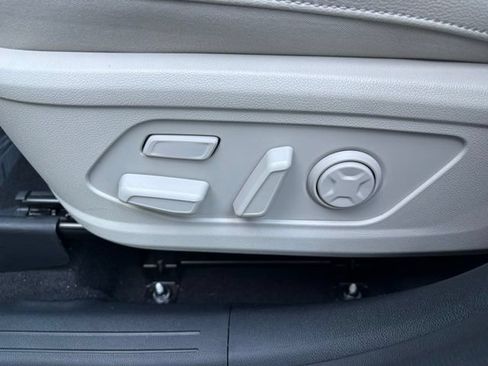 Used 2022 Kia Sorento SX Prestige w/ Panoramic Sunroof Package AWD/4WD image 14