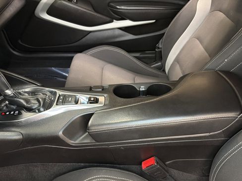 Used 2019 Chevrolet Camaro LS RWD image 26