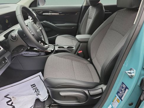 New 2025 Kia Seltos S image 10