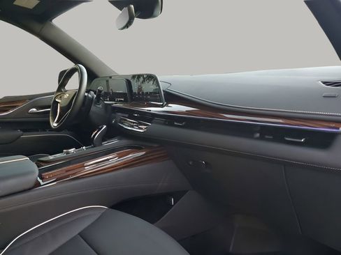 Certified 2024 Cadillac Escalade Premium Luxury image 14