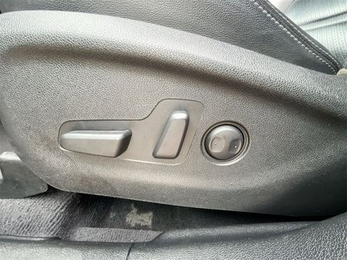 Used 2019 Kia Sorento EX image 12