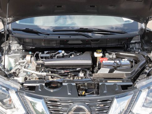 Used 2020 Nissan Rogue SV AWD/4WD image 30