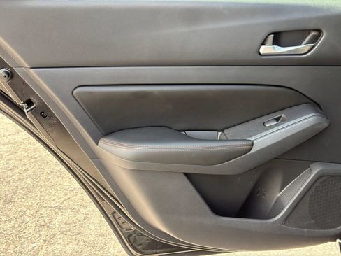 Used 2022 Nissan Altima 2.5 SR w/ Midnight Edition Package FWD image 19