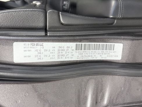 Used 2018 Jeep Grand Cherokee Altitude AWD/4WD image 9