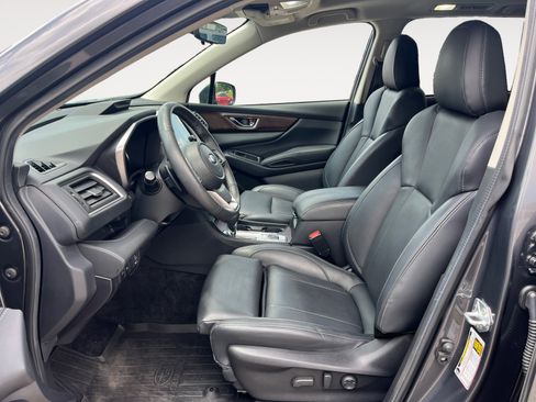 Used 2023 Subaru Ascent Touring AWD/4WD image 9
