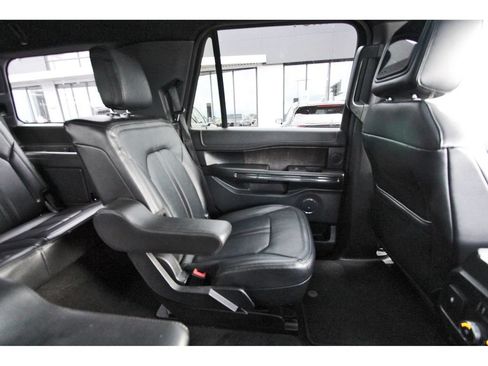 Used 2018 Ford Expedition Limited w/ Equipment Group 302A RWD image 12