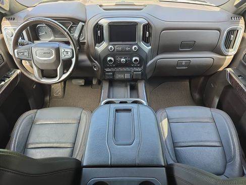 Used 2021 GMC Sierra 1500 Denali w/ Denali Ultimate Package AWD/4WD image 11