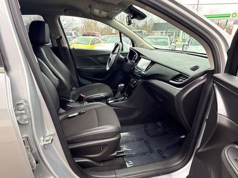 Used 2018 Buick Encore Sport Touring image 17