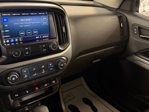 Used 2022 Chevrolet Colorado LT w/ Fleet Safety Package image 33