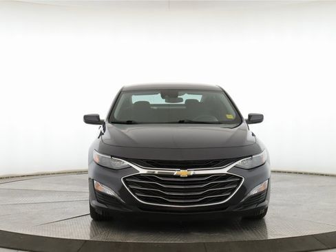 Used 2025 Chevrolet Malibu LT image 12