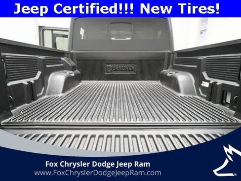 Certified 2023 Jeep Gladiator Sport image 10