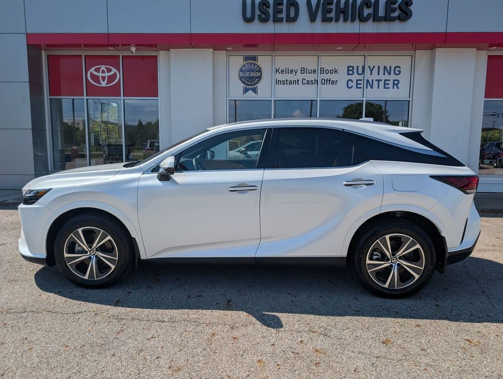 Used 2026 Lexus RX 350 Premium w/ Convenience Package AWD/4WD image 4
