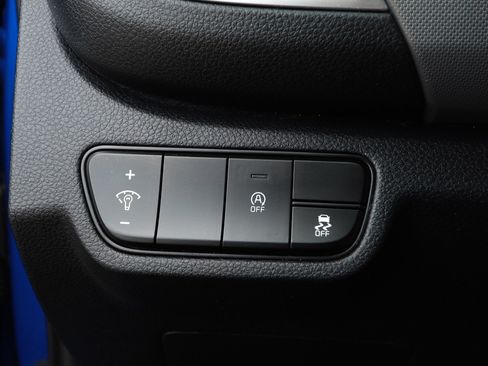 Used 2024 Kia Seltos LX AWD/4WD image 17