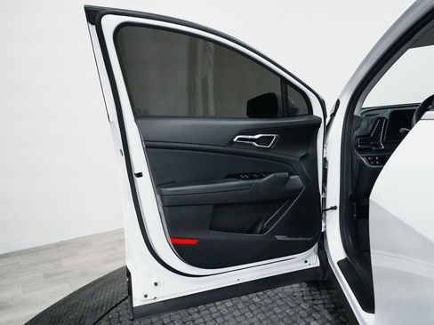 Used 2023 Kia Sportage EX w/ EX Premium Package image 10