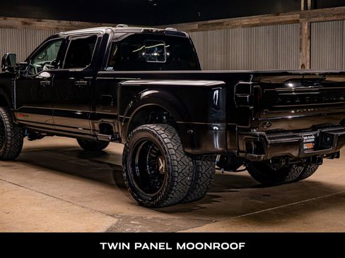 Used 2026 Ford F350 Platinum w/ Platinum Plus Package image 7