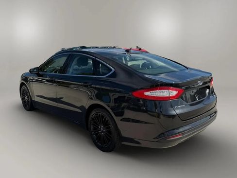 Used 2014 Ford Fusion SE w/ Equipment Group 202A FWD image 6
