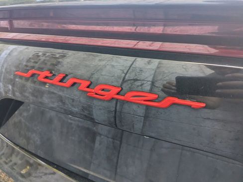 Used 2018 Kia Stinger GT1 image 8