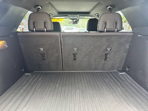 Used 2021 Chevrolet TrailBlazer RS w/ Sun and Liftgate Package AWD/4WD image 16