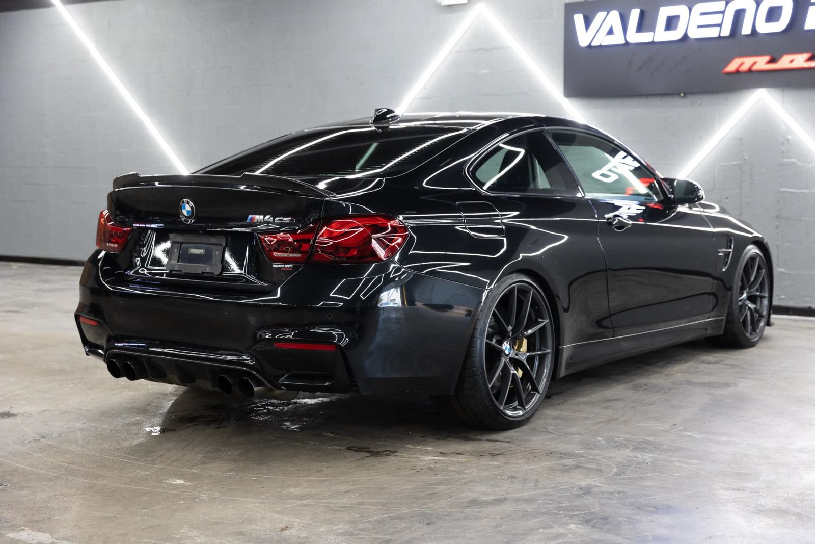 Used 2019 BMW M4 CS w/ Executive Package RWD image 29