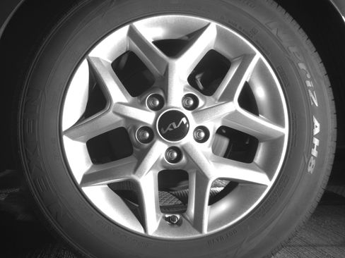 Used 2025 Kia Soul LX w/ LX Technology Package image 14