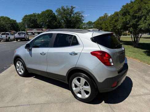 Used 2015 Buick Encore FWD image 2
