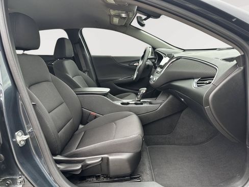 Used 2021 Chevrolet Malibu LT FWD image 24