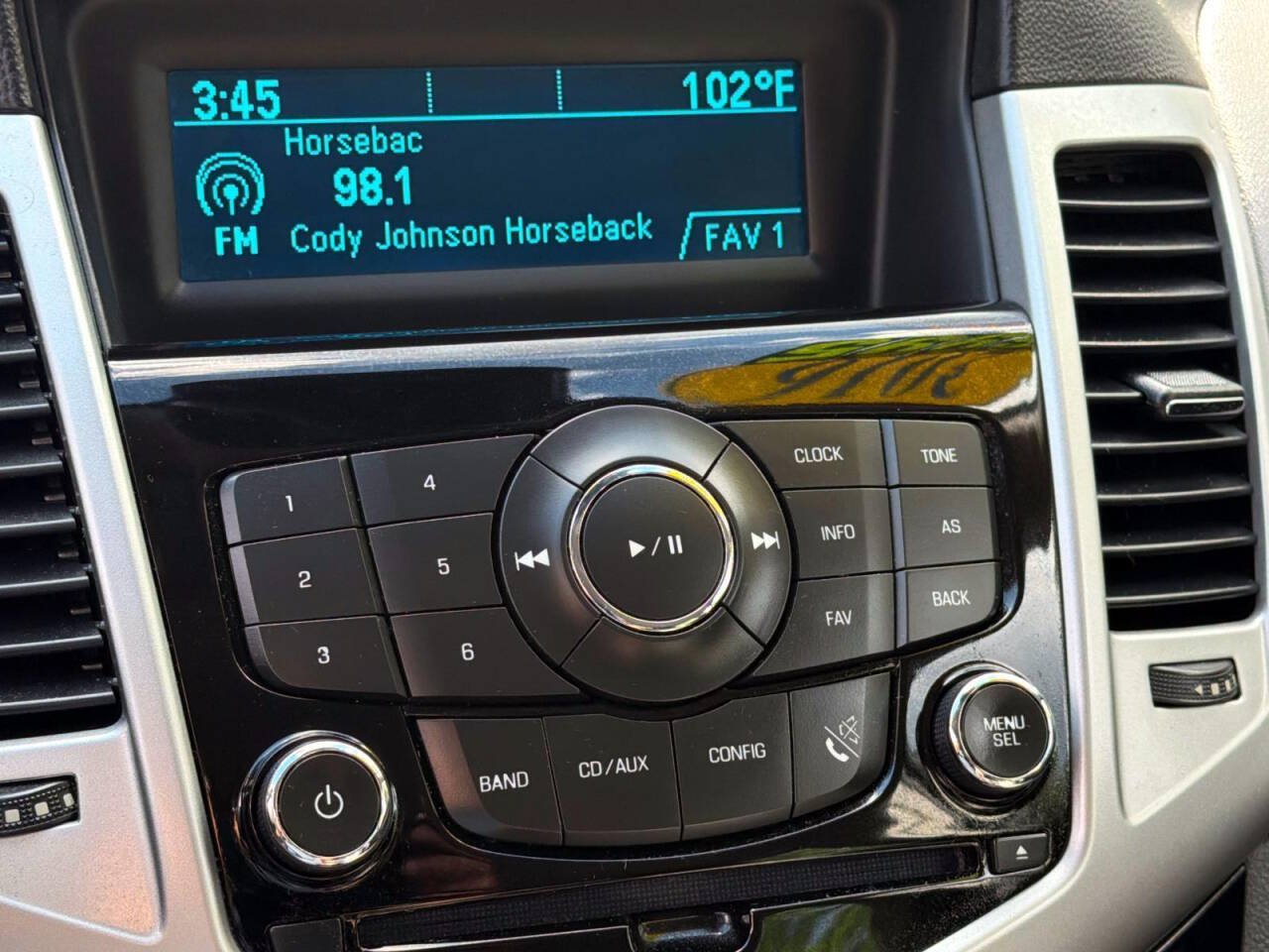 Used 2016 Chevrolet Cruze LS FWD image 12