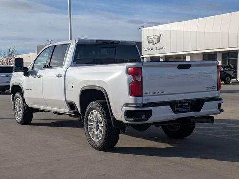 Used 2021 Chevrolet Silverado 2500 High Country w/ Z71 Off-Road Package image 4