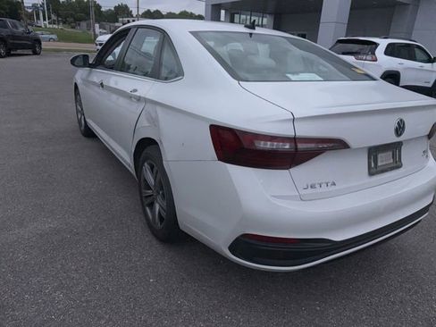 Used 2022 Volkswagen Jetta SE FWD image 17