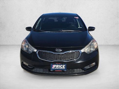 Used 2016 Kia Forte EX image 2