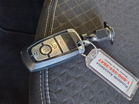 Used 2025 Ford Escape Active image 29