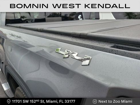 Used 2020 GMC Sierra 1500 SLT w/ SLT Premium Package image 4