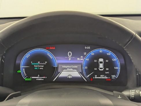 Used 2025 Toyota Camry XSE FWD image 16