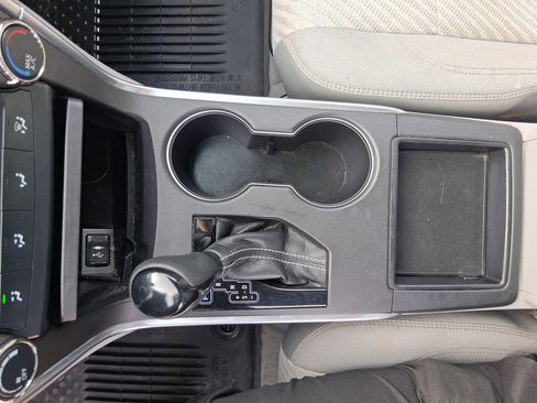 Used 2017 Toyota Camry LE image 22