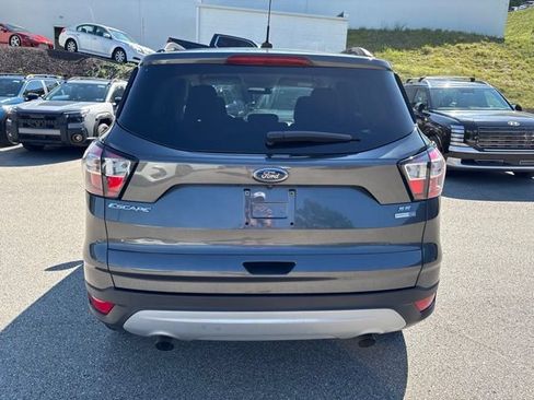 Used 2018 Ford Escape SE AWD/4WD image 4