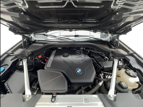 Used 2022 BMW X4 xDrive30i AWD/4WD image 18