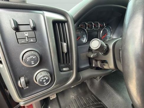 Used 2018 Chevrolet Silverado 1500 LT w/ All Star Edition image 18