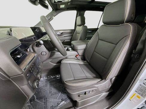 New 2026 Chevrolet Tahoe Premier w/ Sun And Tow Package image 21