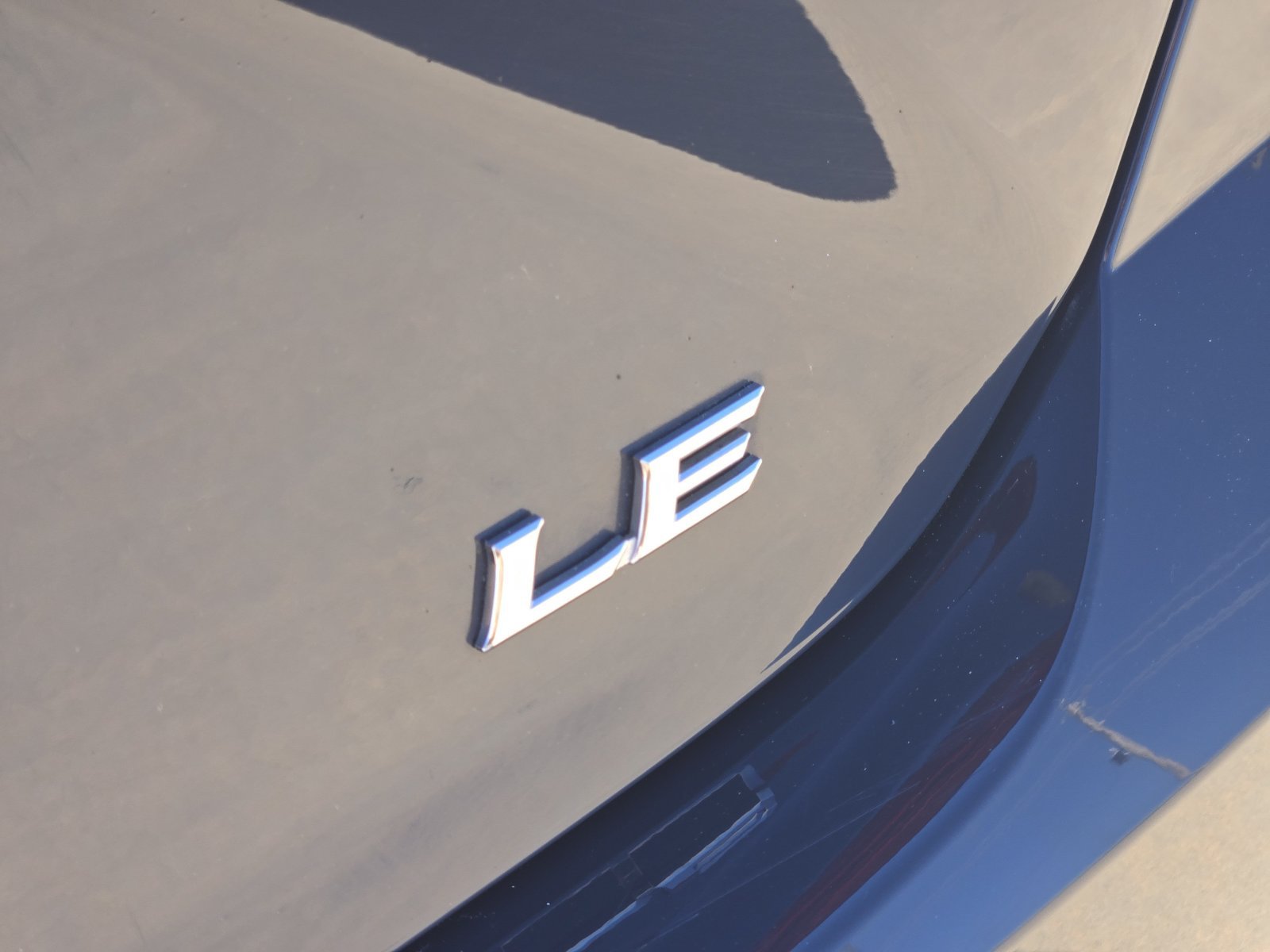 Used 2025 Toyota Camry LE FWD image 12