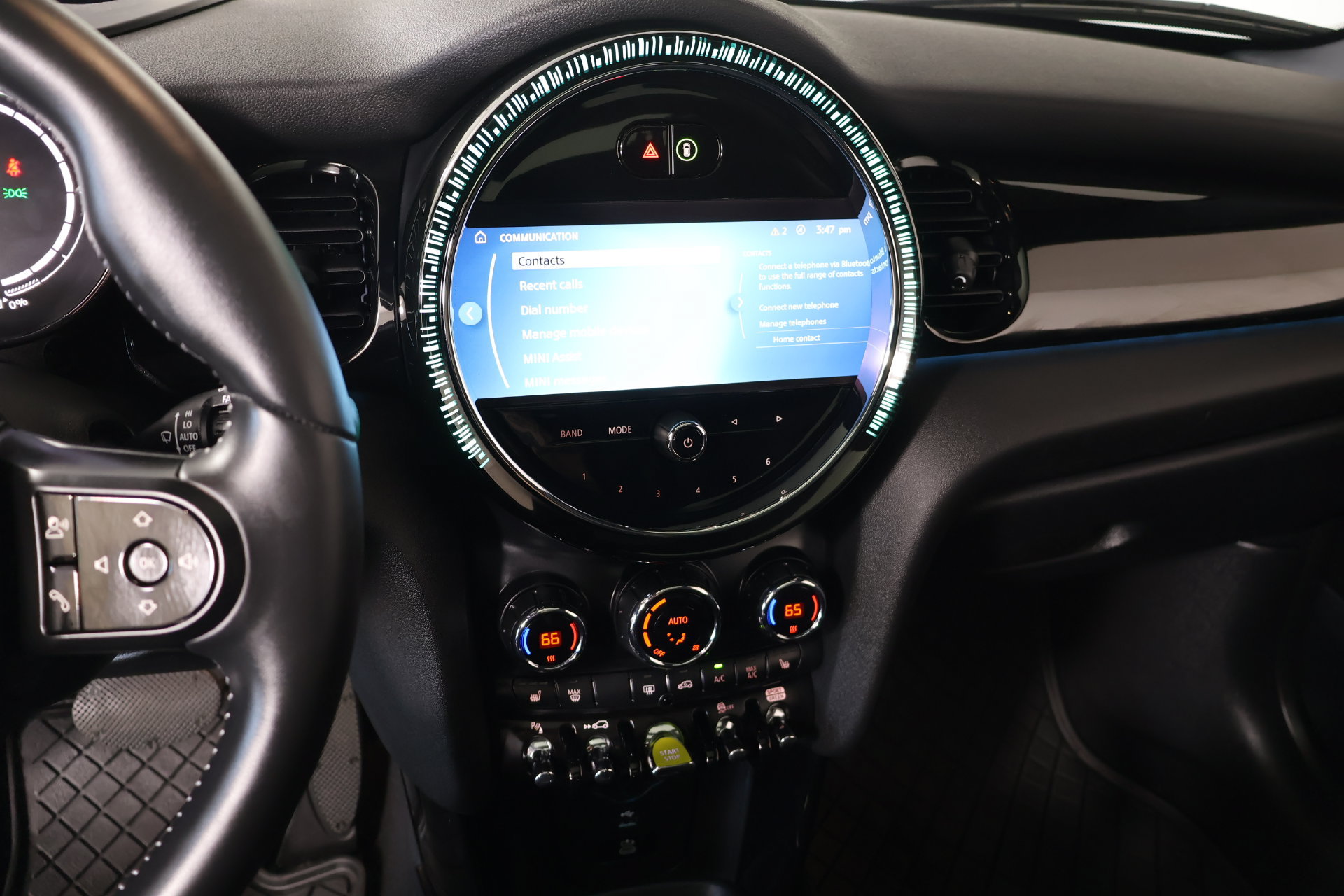 Used 2024 MINI Cooper SE FWD image 5